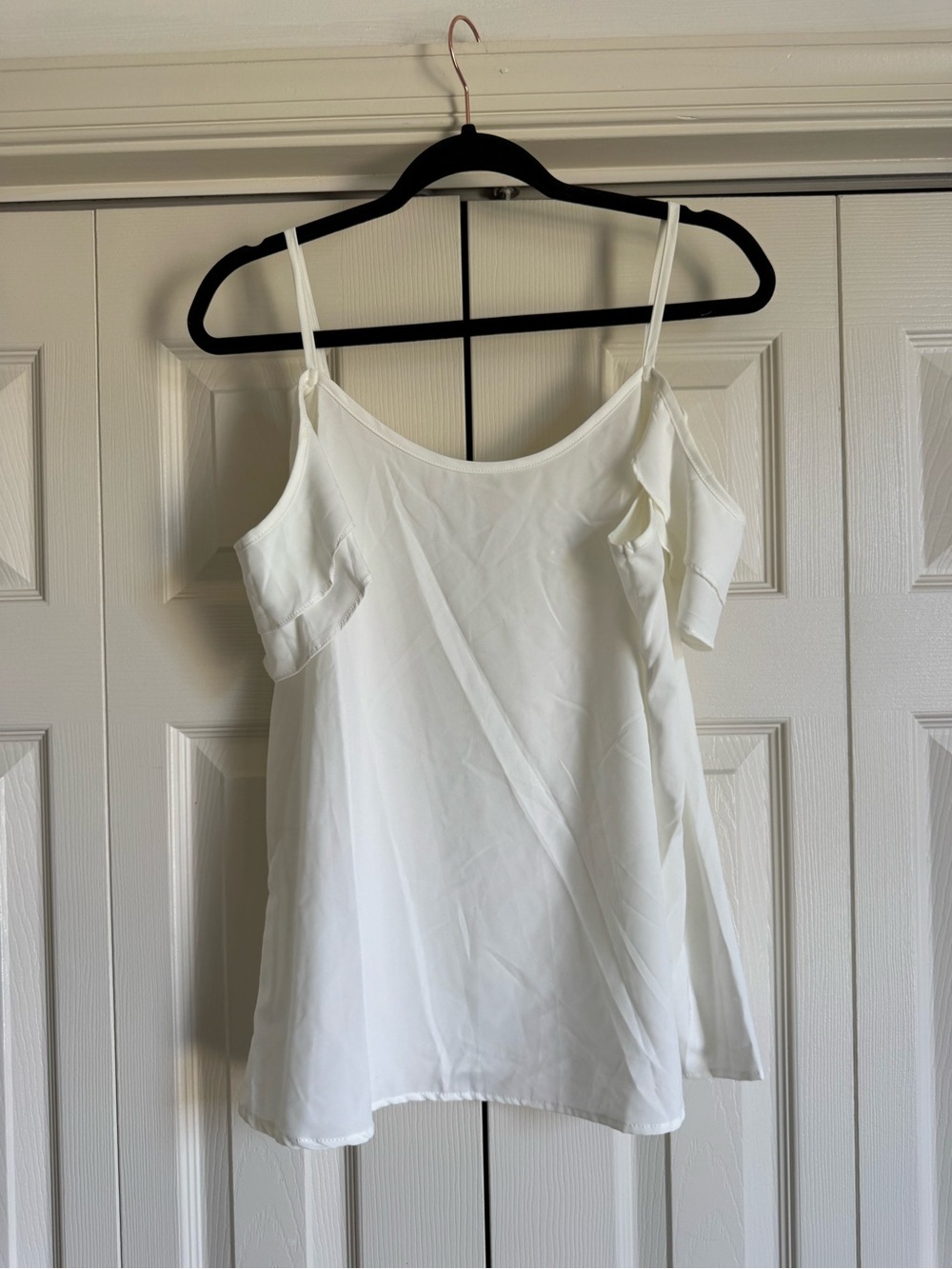 Standard PPLA White Cold-Shoulder Spaghetti Strap Camisole Size Large
